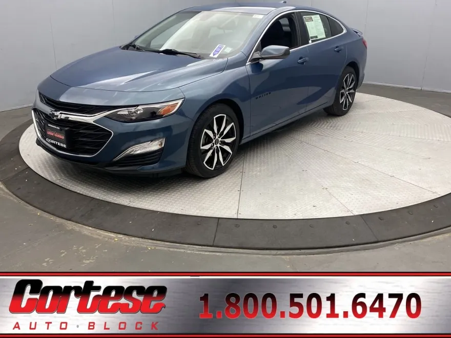 2024 Chevrolet Malibu RS photo 1