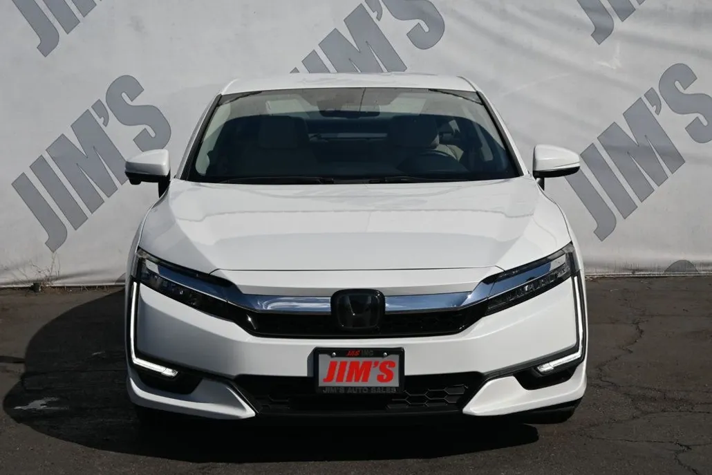 2019 Honda Clarity Plug-In Hybrid Touring photo 1