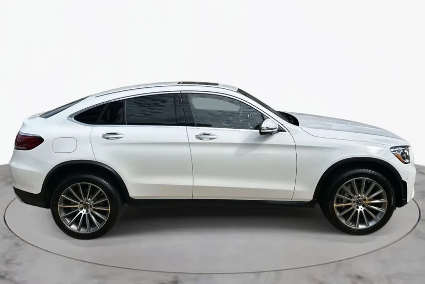 2022 Mercedes Benz GLC 300 Coupe photo 1