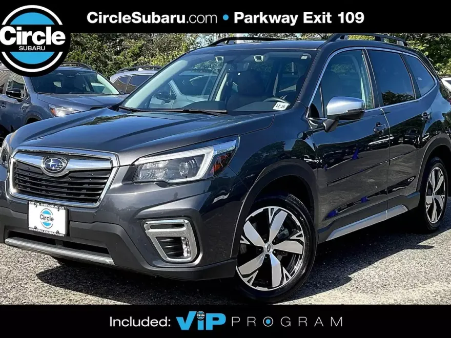 2021 Subaru Forester Touring photo 1