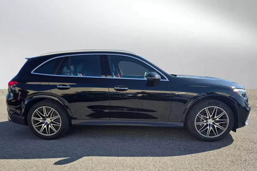 2025 Mercedes Benz GLC AMG 63 S E PERFORMANCE photo 1