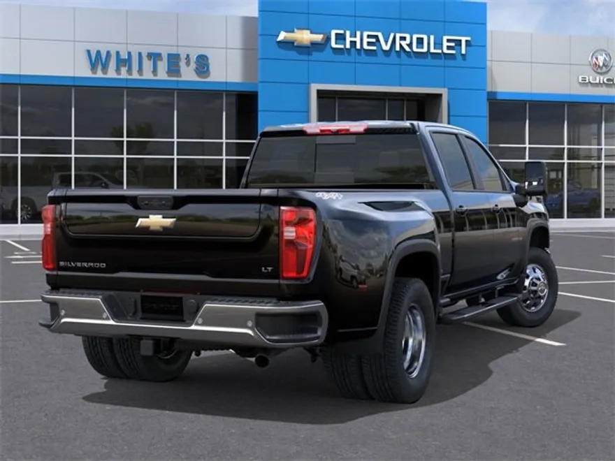 2025 Chevrolet Silverado 3500HD LT photo 1