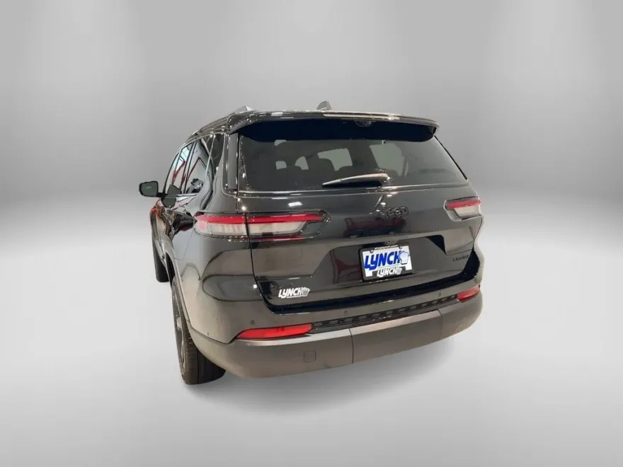 2025 Jeep Grand Cherokee Limited photo 1