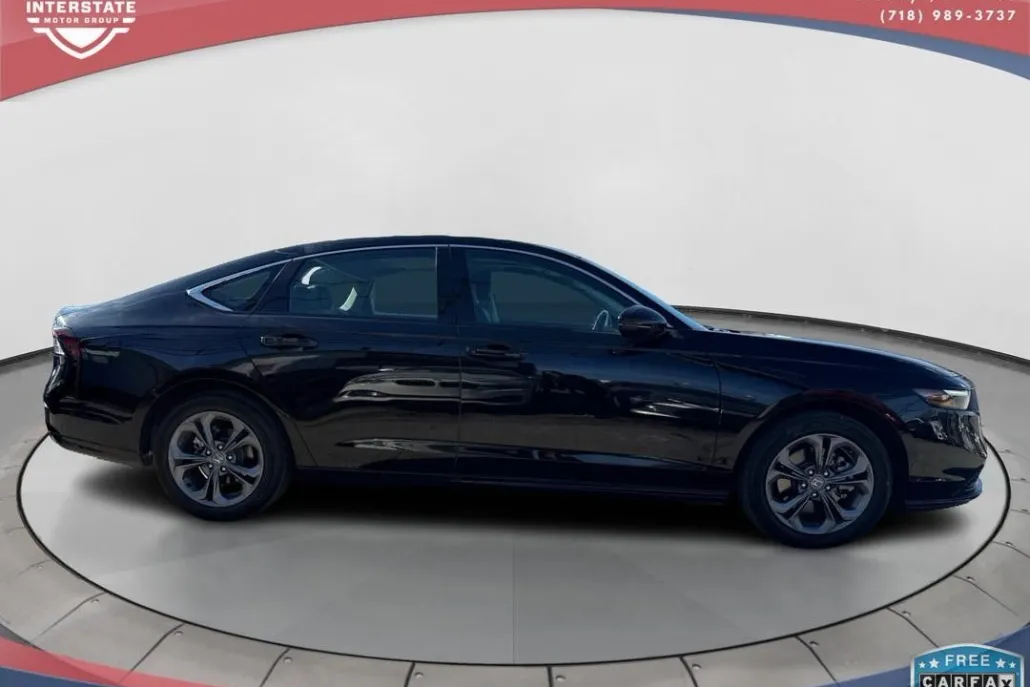 2023 Honda Accord Hybrid EX-L photo 1