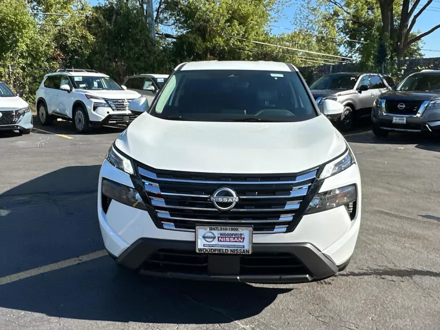 2026 Nissan Rogue SV photo 1
