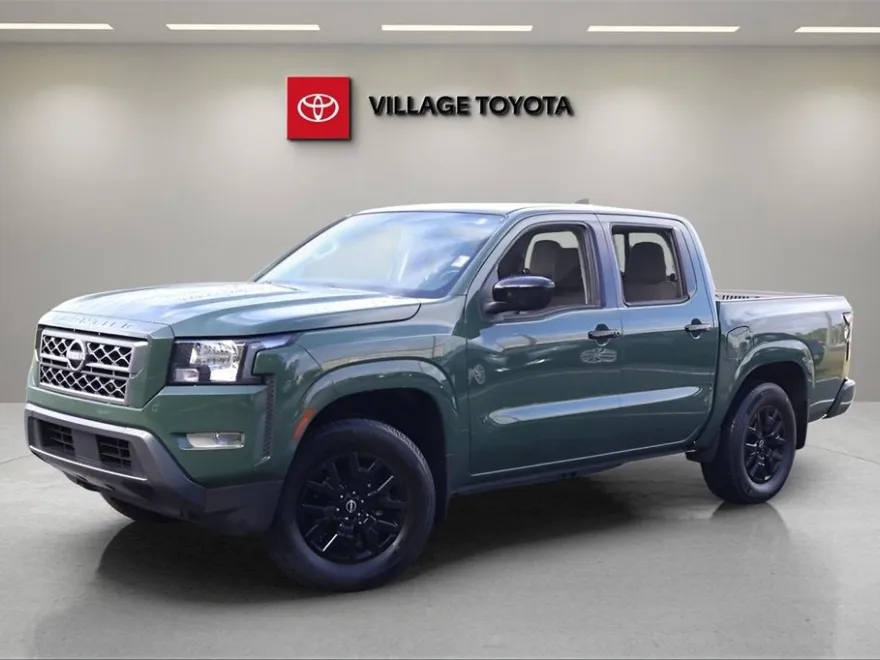 2023 Nissan Frontier SV photo 1
