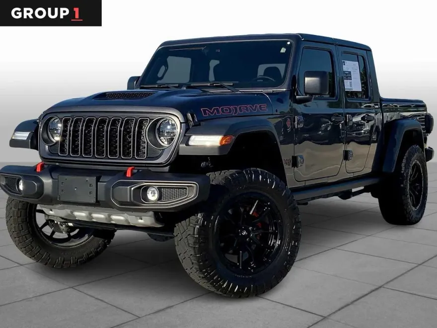 2024 Jeep Gladiator Mojave photo 1