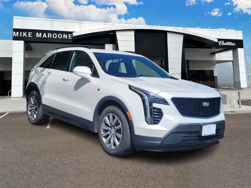 2020 Cadillac XT4 Sport photo 1