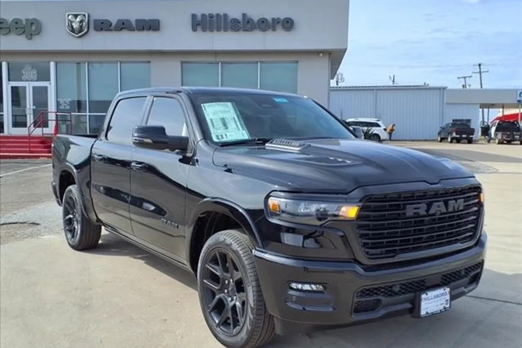 2025 Ram 1500 Laramie photo 1
