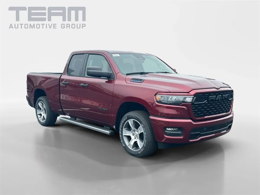 2025 Ram 1500 Tradesman photo 1