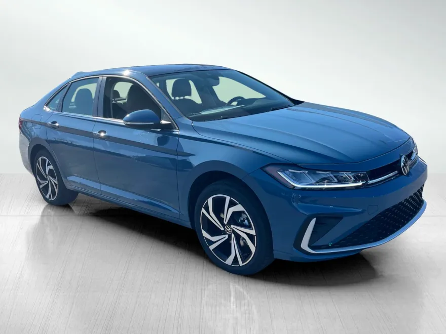 2025 Volkswagen Jetta 1.5T SEL photo 1