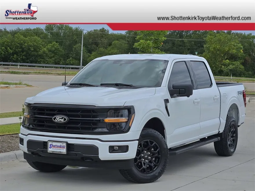 2024 Ford F-150 XLT photo 1