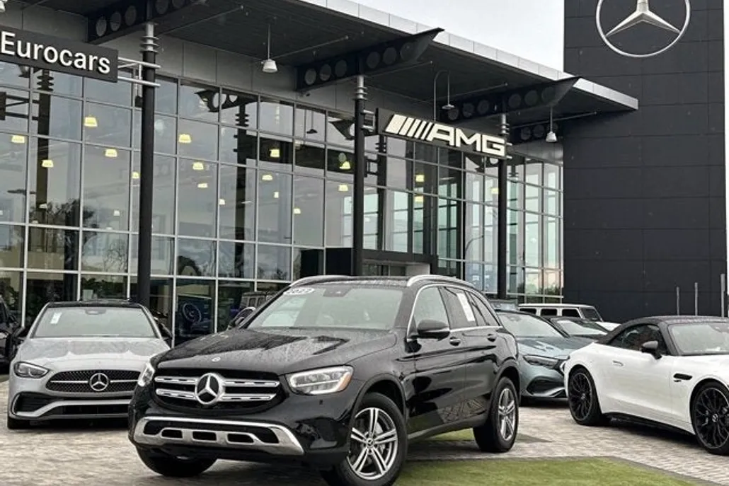 2022 Mercedes Benz GLC 300 photo 1