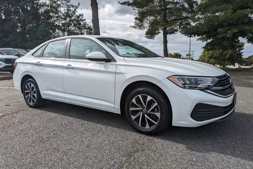 2023 Volkswagen Jetta 1.5T S photo 1