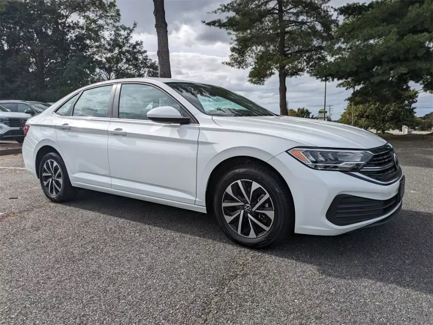 2023 Volkswagen Jetta 1.5T S photo 1