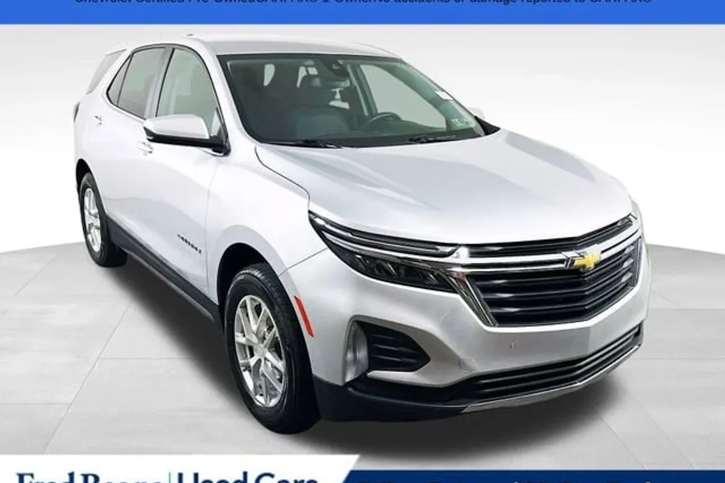 2022 Chevrolet Equinox LT photo 1