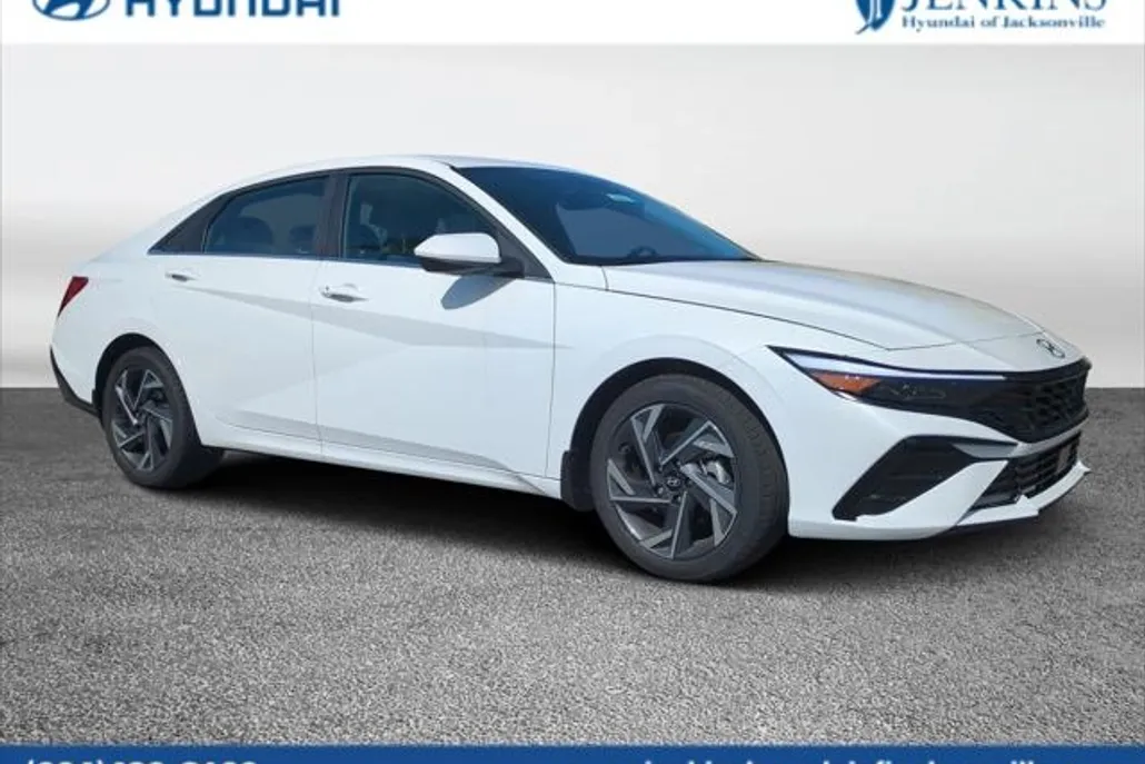 2025 Hyundai Elantra SEL Convenience photo 1