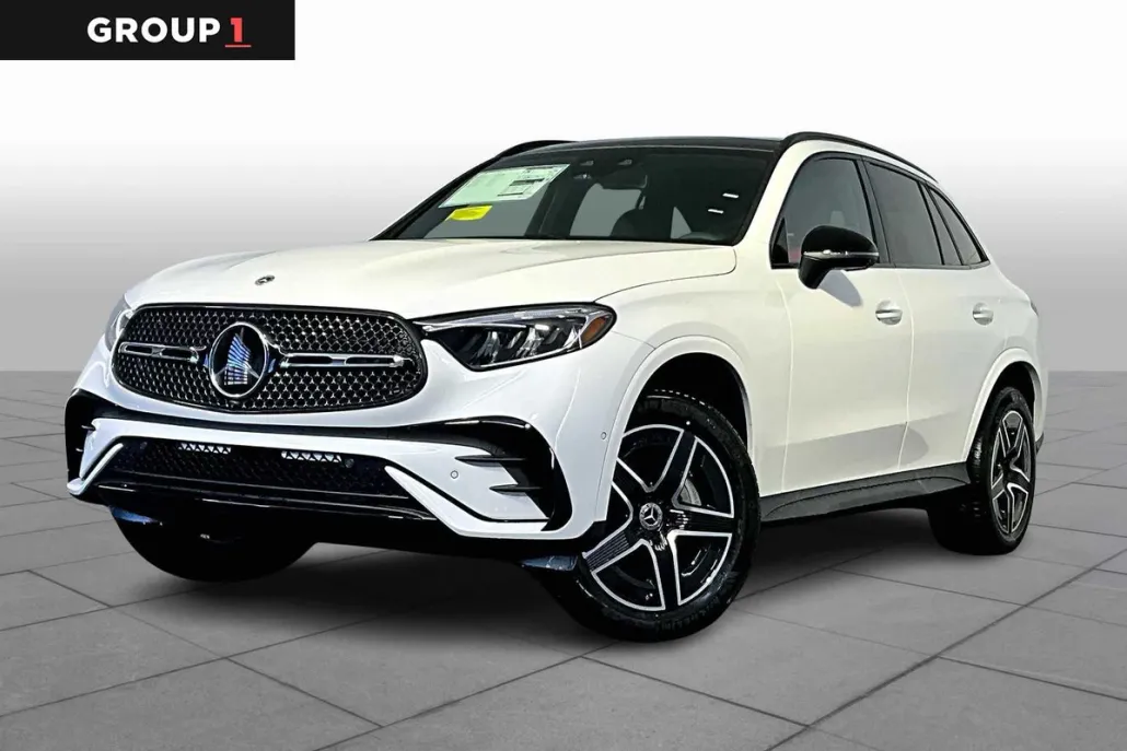 2025 Mercedes Benz GLC 300 4MATIC photo 1