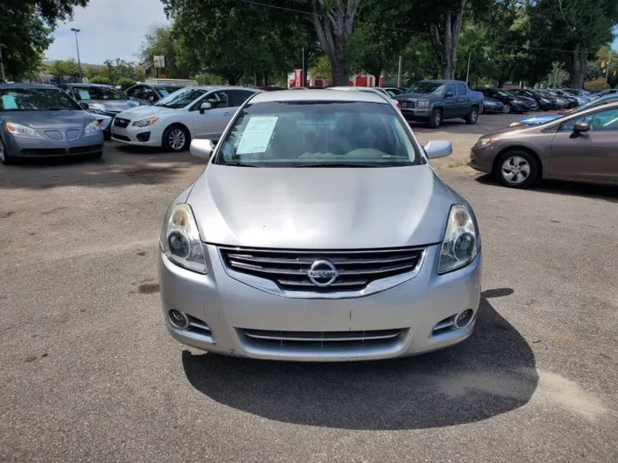 2012 Nissan Altima 2.5 S photo 1