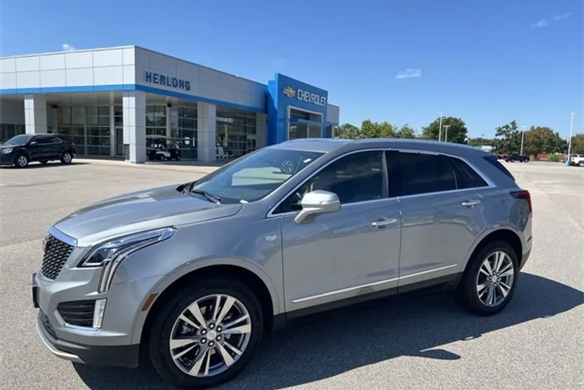 2025 Cadillac XT5 Premium Luxury photo 1