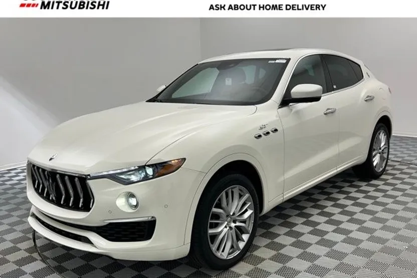 2022 Maserati Levante GT photo 1