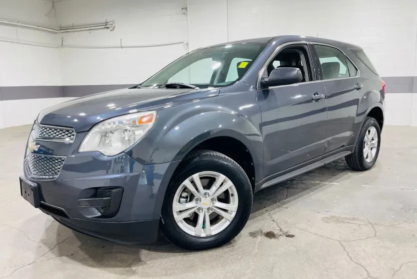 2011 Chevrolet Equinox LS photo 1