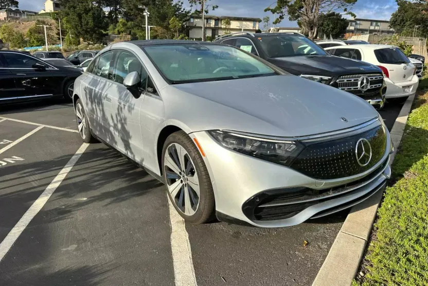 2023 Mercedes Benz EQS Sedan 450 4MATIC photo 1