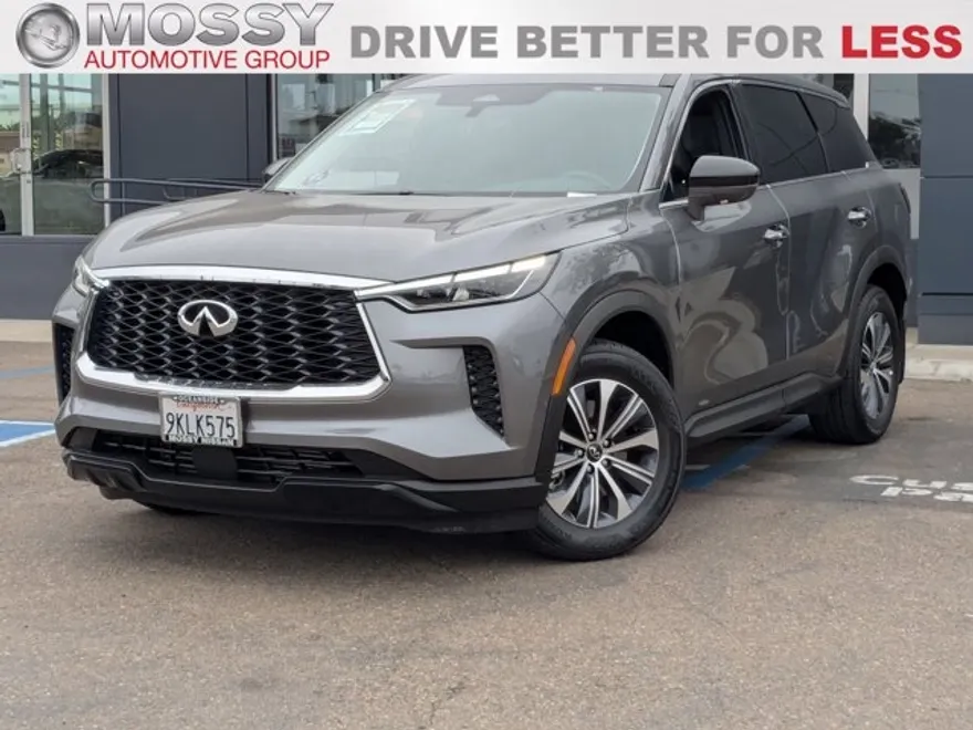 2025 Infiniti QX60 Luxe photo 1
