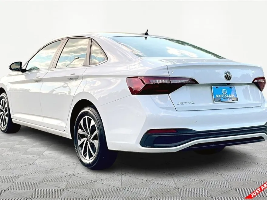 2024 Volkswagen Jetta 1.5T S photo 1