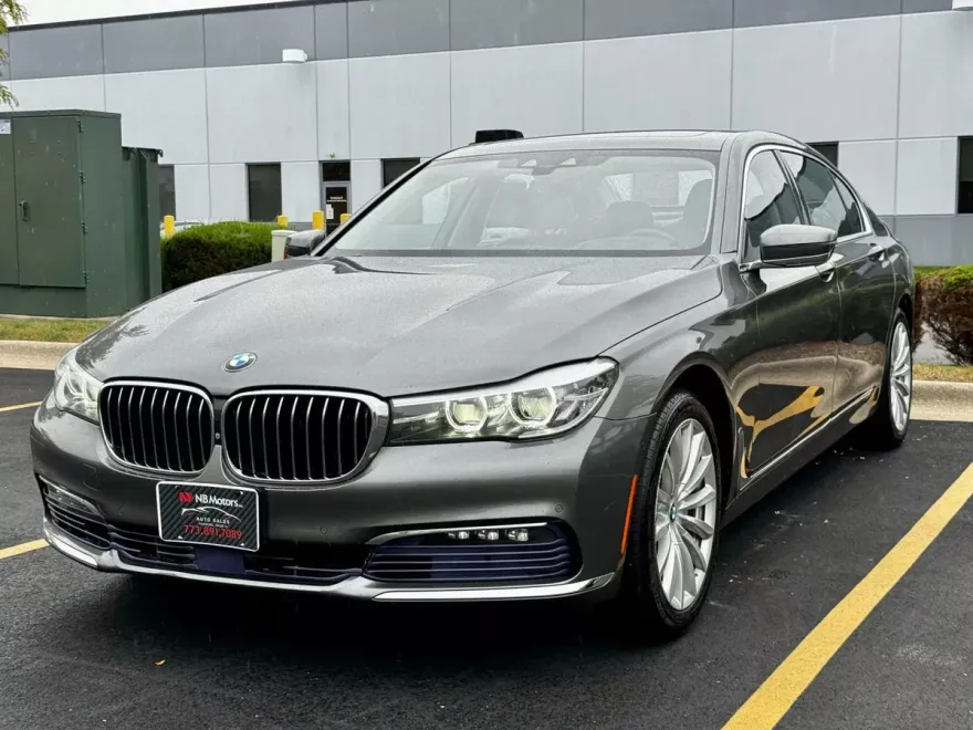 2017 Bmw 740i xDrive photo 1