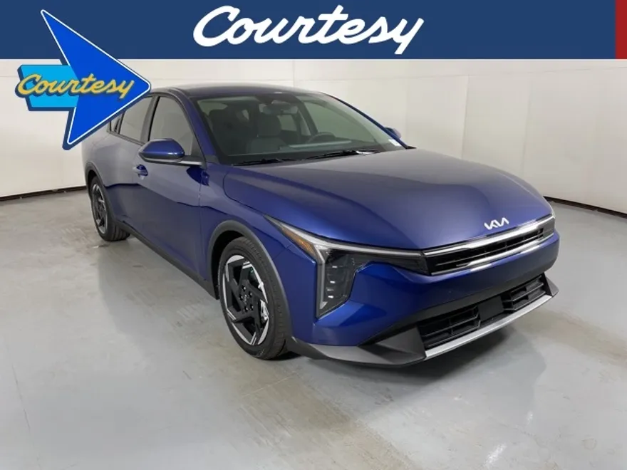2025 Kia K4 EX photo 1