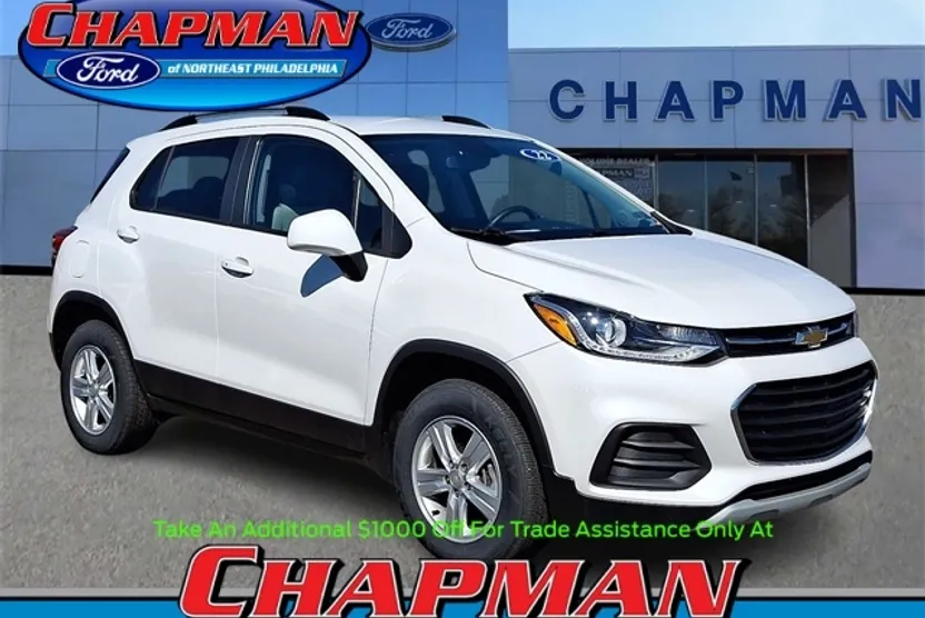 2022 Chevrolet Trax LT photo 1
