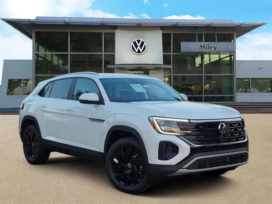2026 Volkswagen Atlas Cross Sport SE Technology photo 1