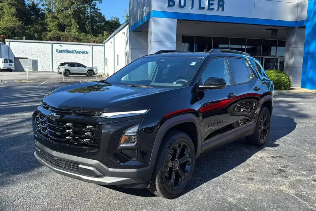 2026 Chevrolet Equinox LT photo 1