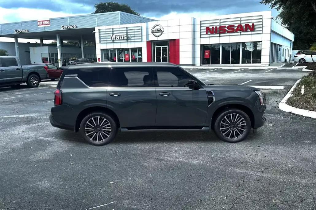 2025 Nissan Armada Platinum Reserve photo 1