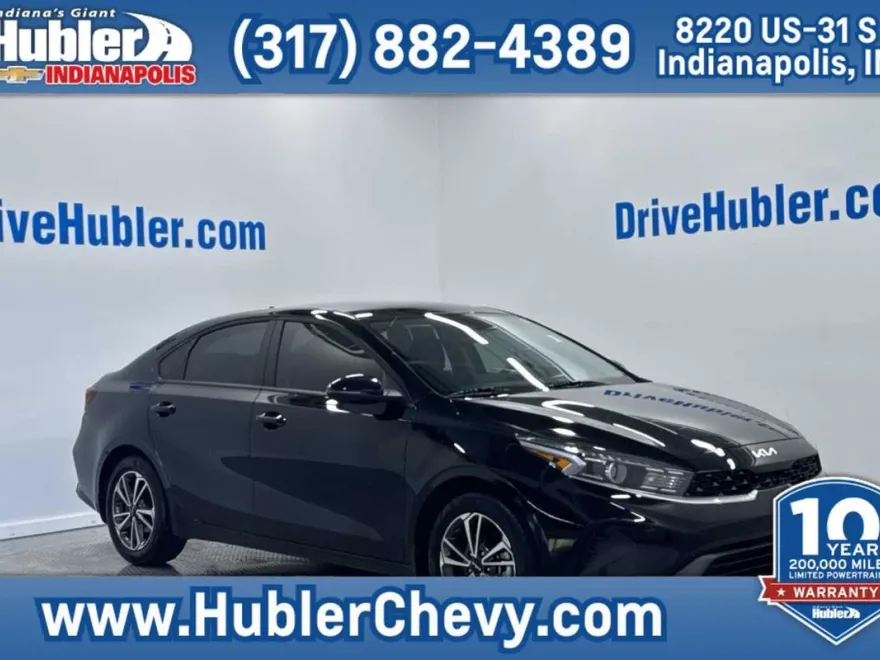 2024 Kia Forte LXS photo 1