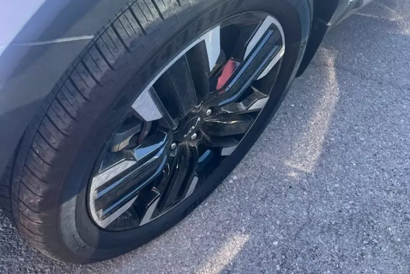 2024 Kia Telluride SX Prestige photo 1