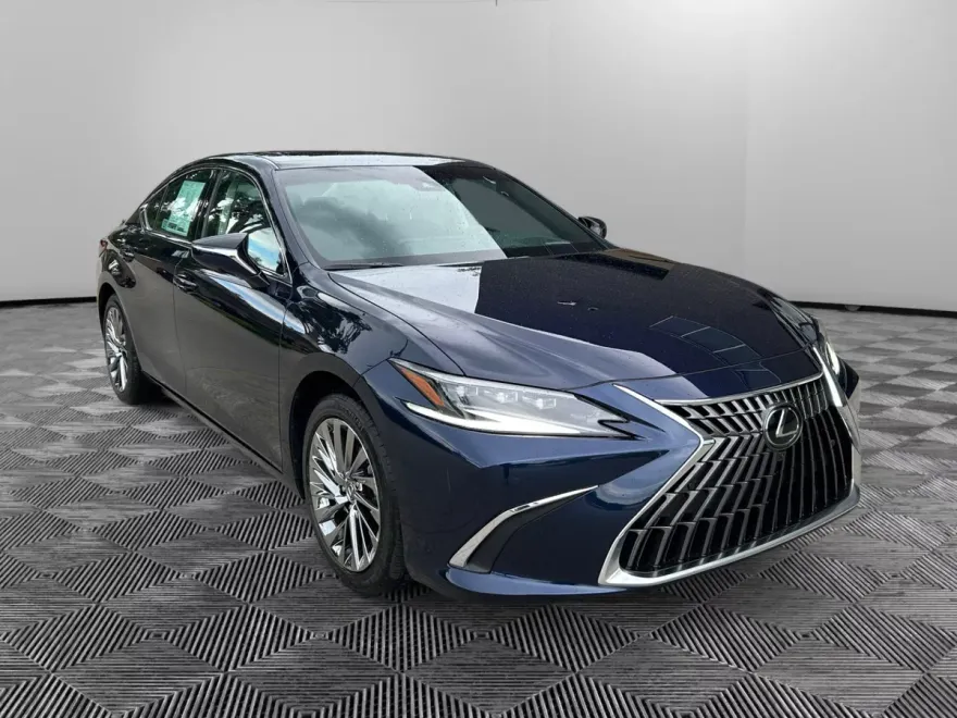 2025 Lexus ES 300h Ultra Luxury photo 1