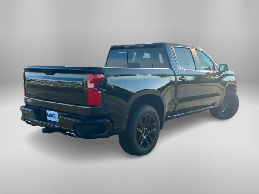 2026 Chevrolet Silverado 1500 RST photo 1