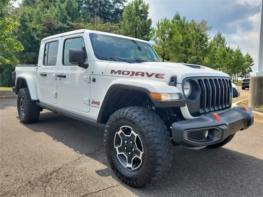 2023 Jeep Gladiator Mojave photo 1