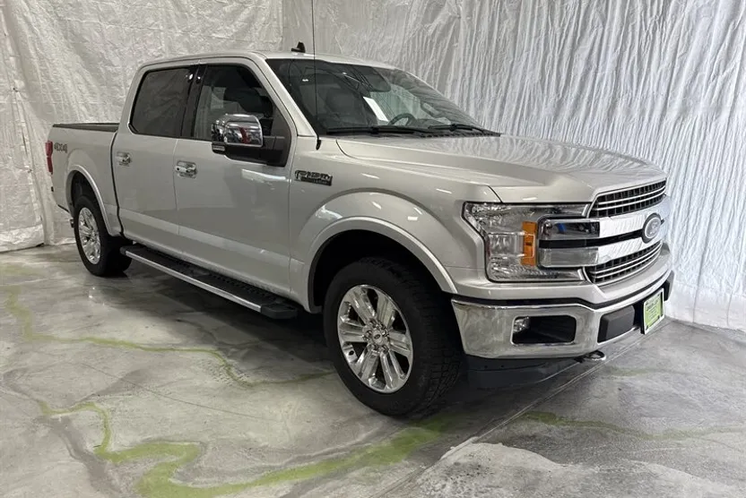 2019 Ford F-150 Lariat photo 1