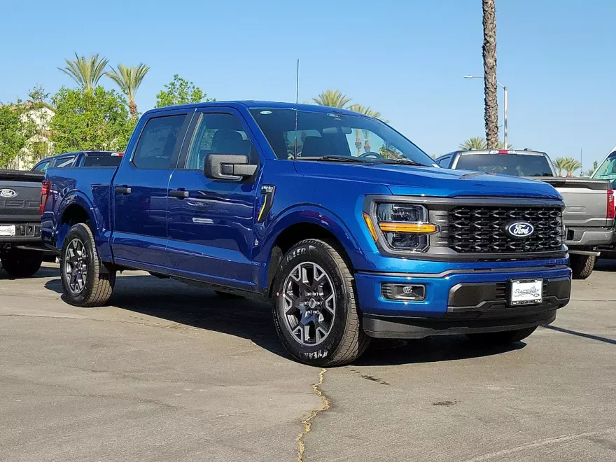 2025 Ford F-150 STX photo 1