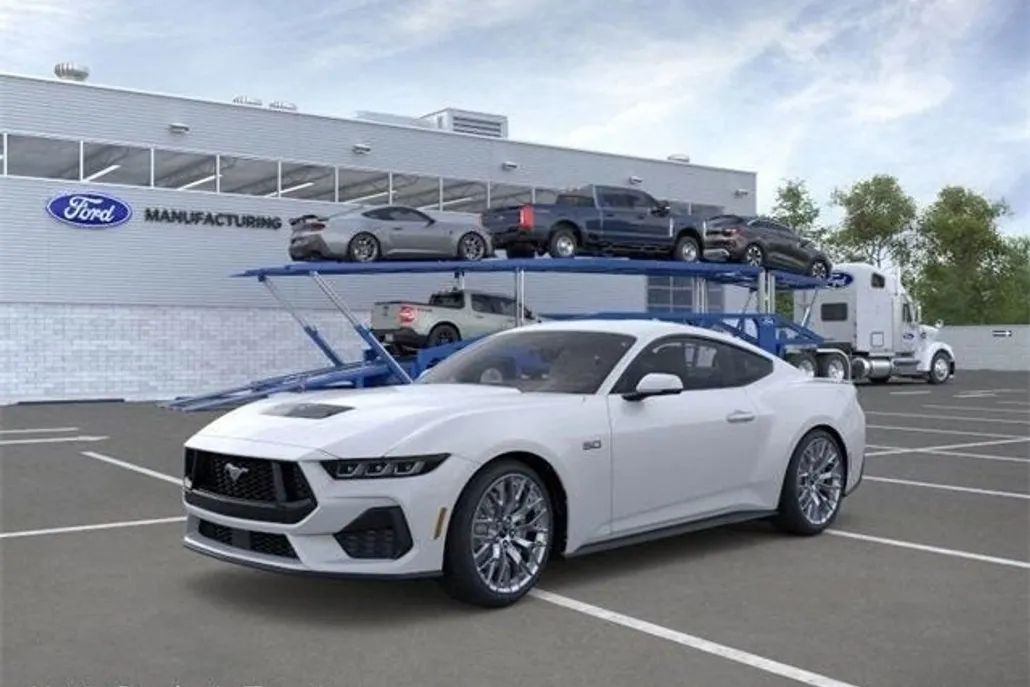 2025 Ford Mustang GT Premium photo 1
