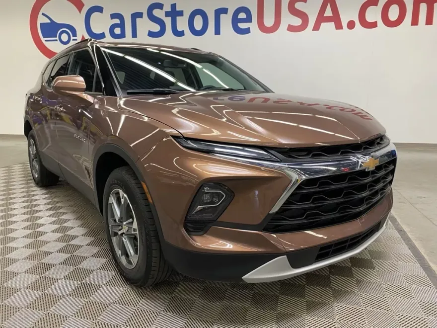 2024 Chevrolet Blazer 2LT photo 1