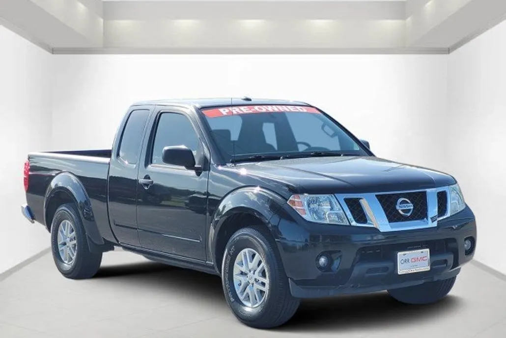 2015 Nissan Frontier SV photo 1