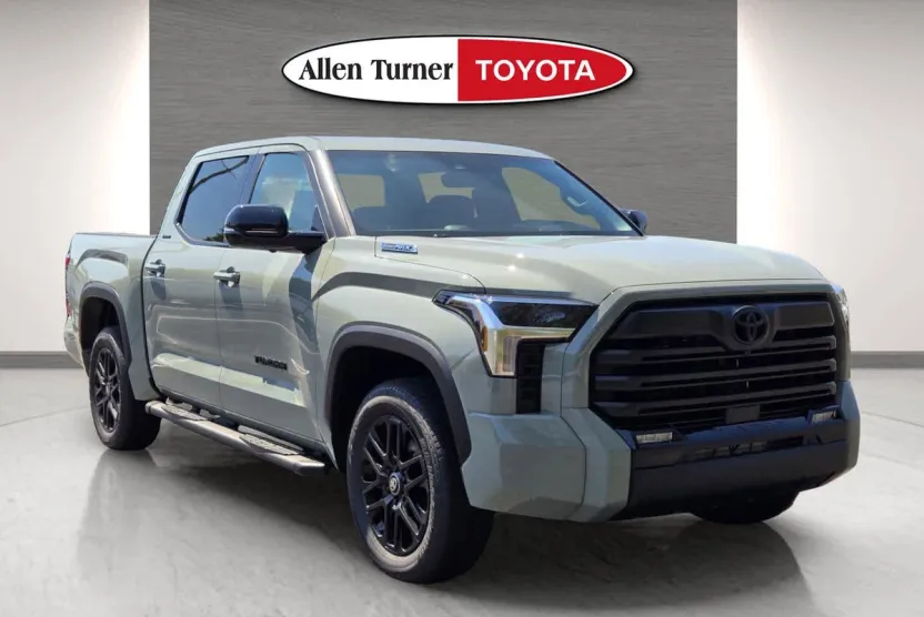 2026 Toyota Tundra Limited CrewMax photo 1