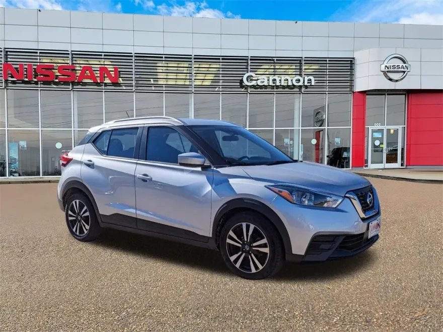 2020 Nissan Kicks SV photo 1