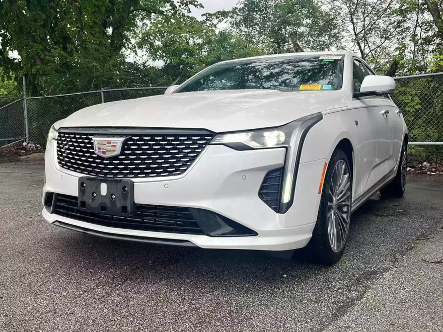 2023 Cadillac CT4 Premium Luxury photo 1