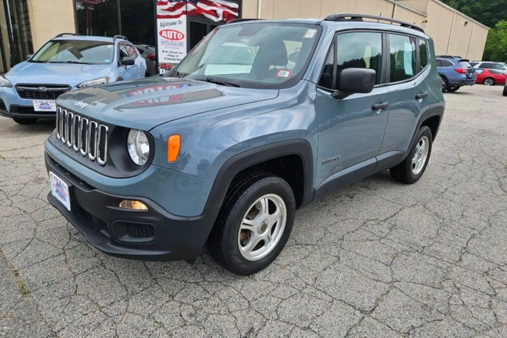 2017 Jeep Renegade Sport photo 1