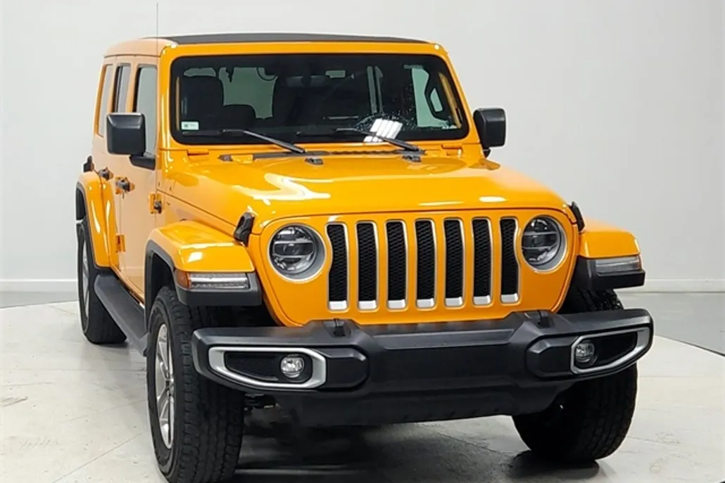 2021 Jeep Wrangler Unlimited Sahara photo 1